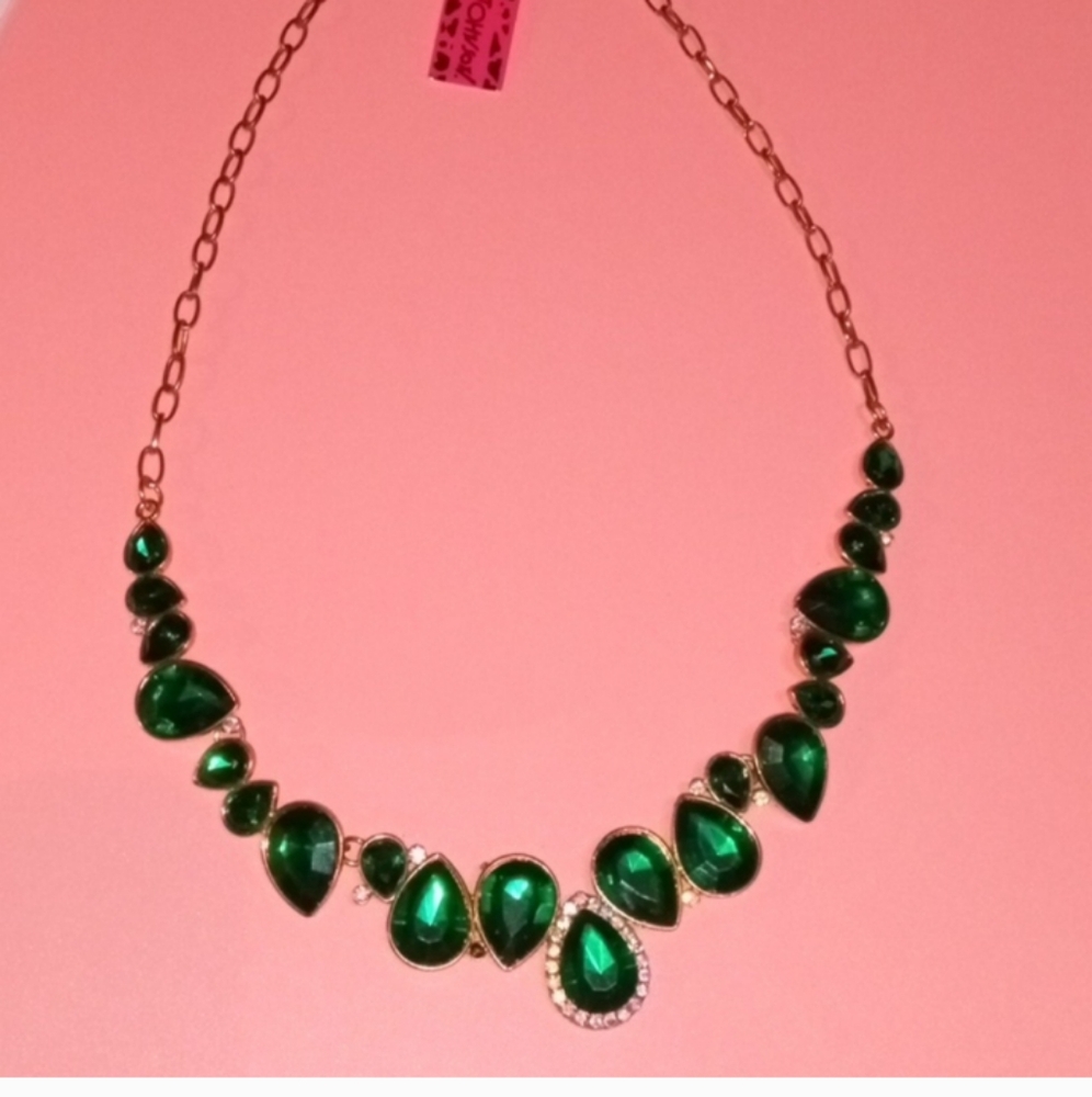Vintage Betsey Johnson Emerald Teardrop Statement Necklace